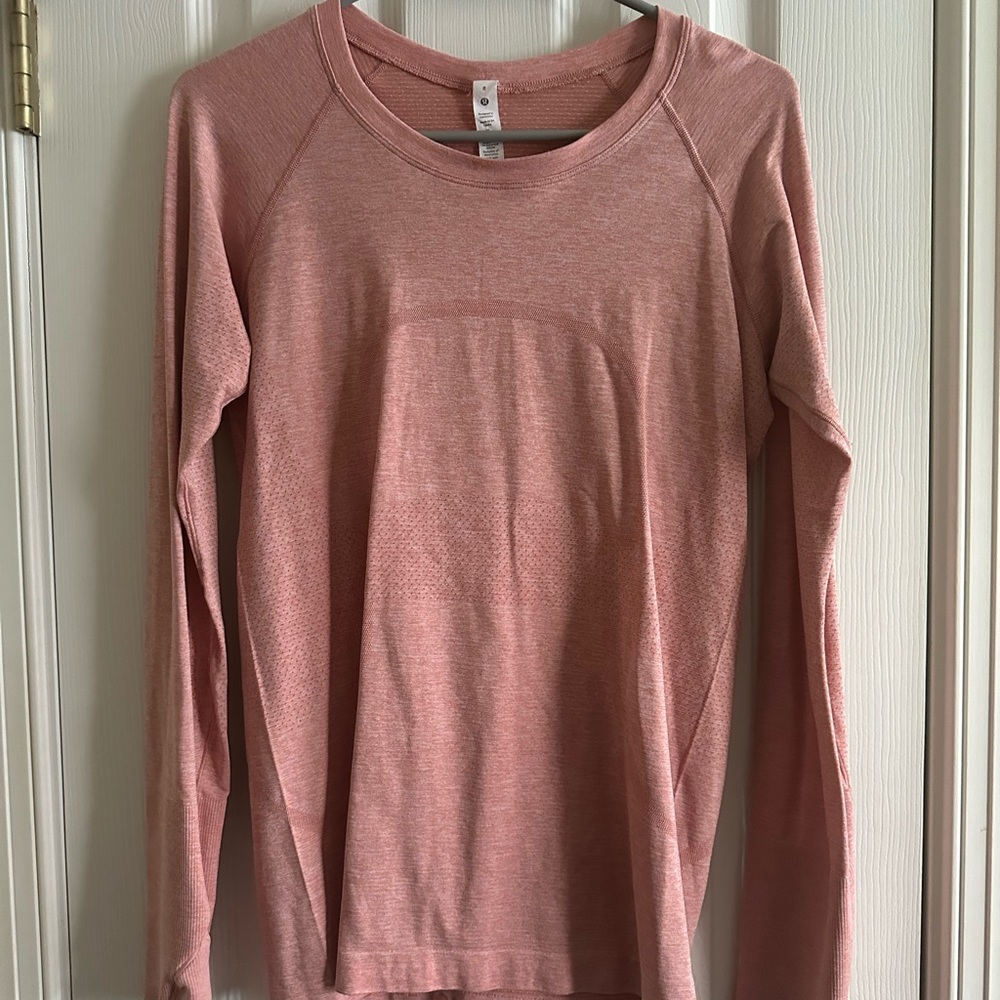 Lululemon peach long sleeve swiftly